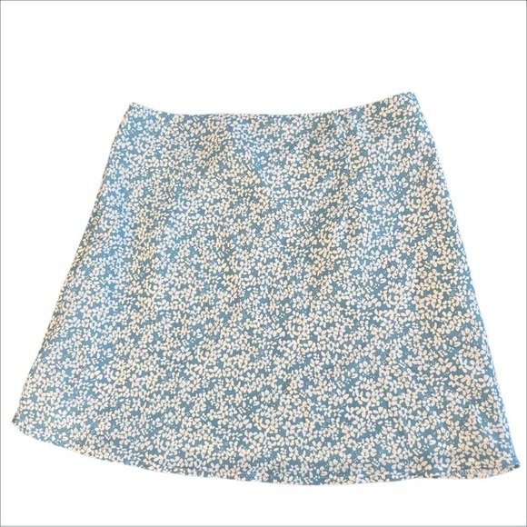 Princess Polly Daisy Hill Mini Floral Skirt Size 8 - Picture 5 of 5